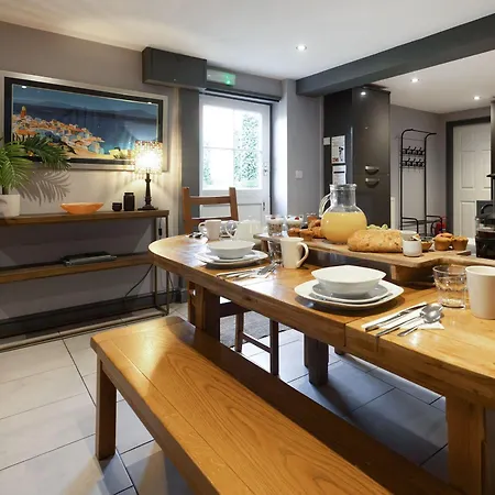 St Hildas Rest * Hinderwell